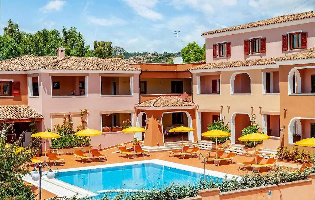 Cozy Apartment In Orosei With Wifi